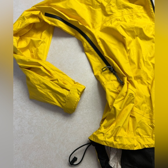 PERFORMANCE BICYCLE MEN’S ULTRA RAIN JACKET! - Picture 7 of 7